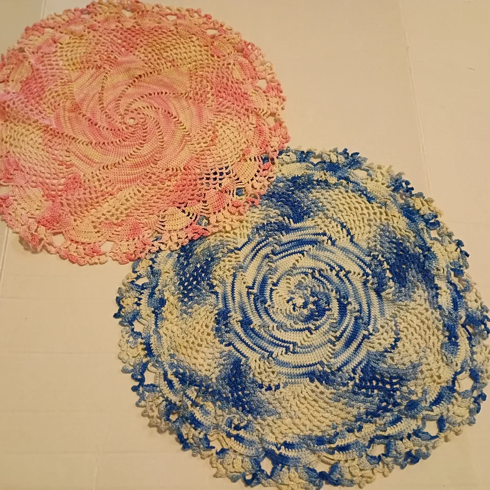 VTG Elegant‎ Pink and Blue Crochet Doilies